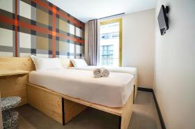 easyHotel Marseille Euromed - photo 7