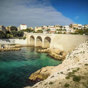 Photo Cabanon privatif les pieds dans l'eau